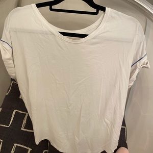 COPY - Lulu lemon white t shirt